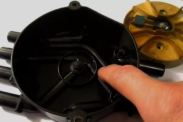 car distributor's cap