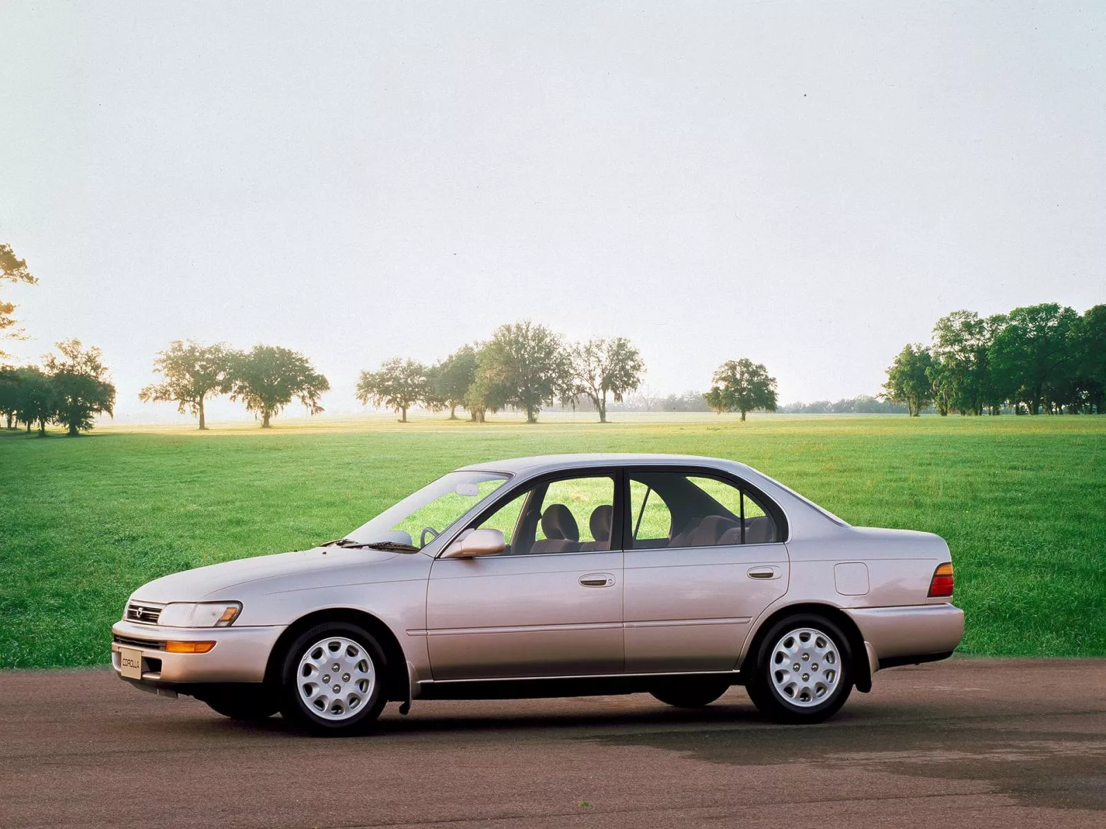 7th-generation Toyota Corolla or the Big Body