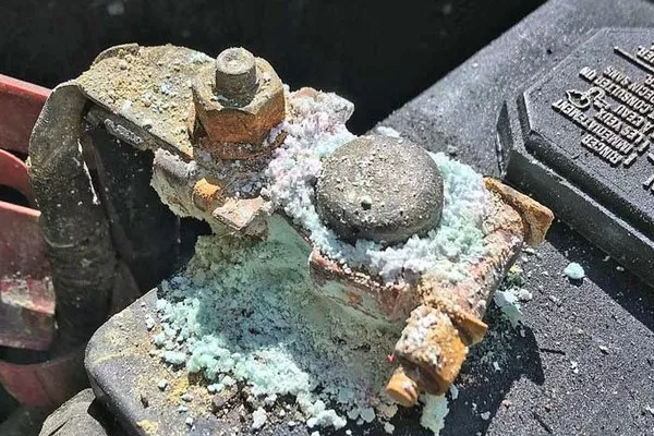 Corrosion in car battery terminals
