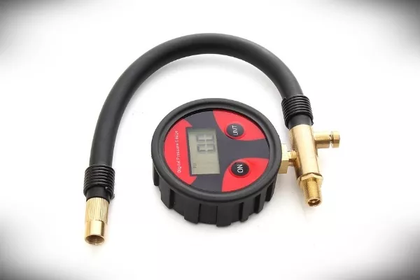 digital pressure gauges