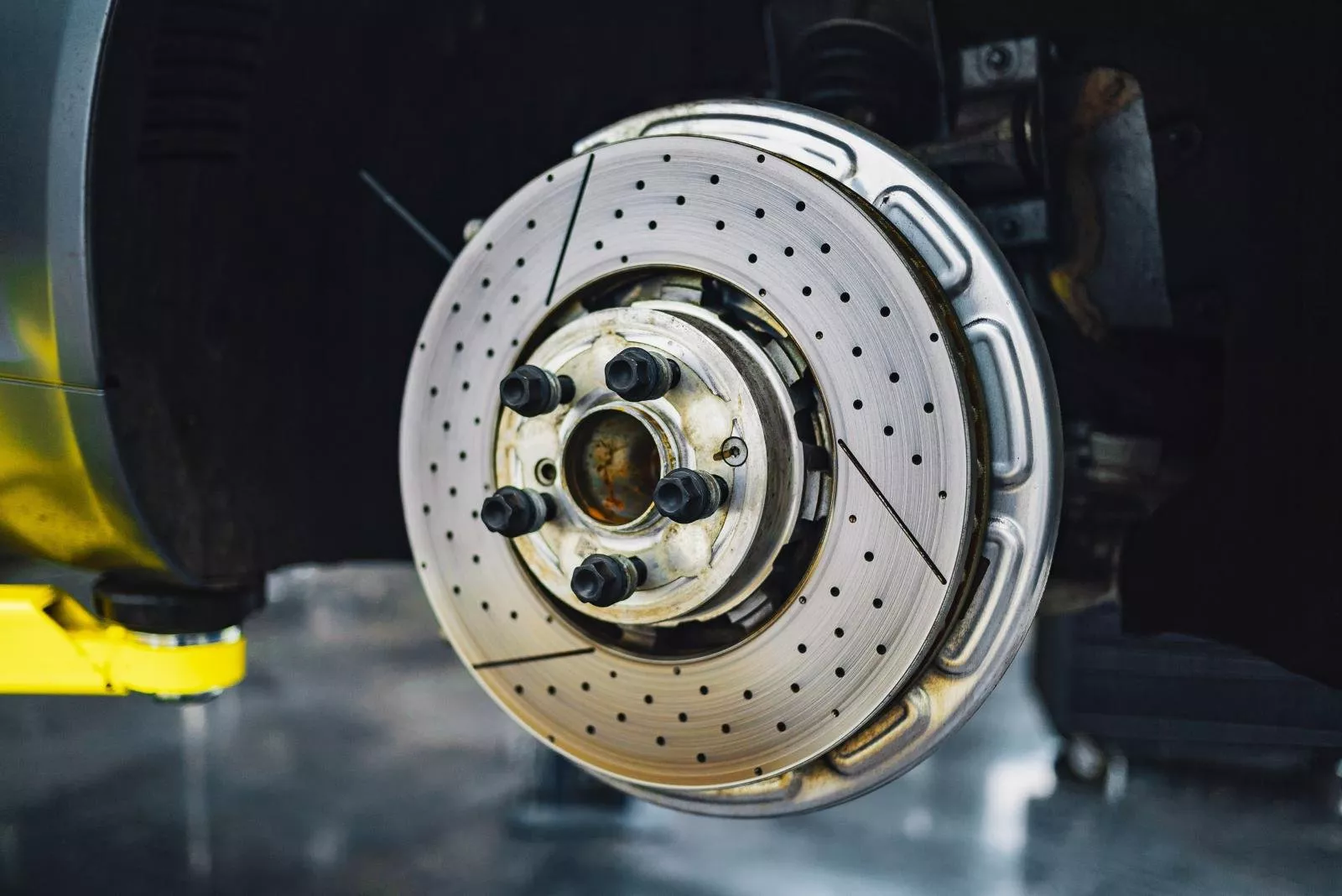 Disc brake with red brake caliper