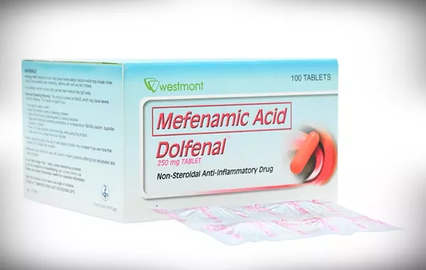 Painkillers are helpful when a headache or minor pains are encountered Car emergency kit_painkillers