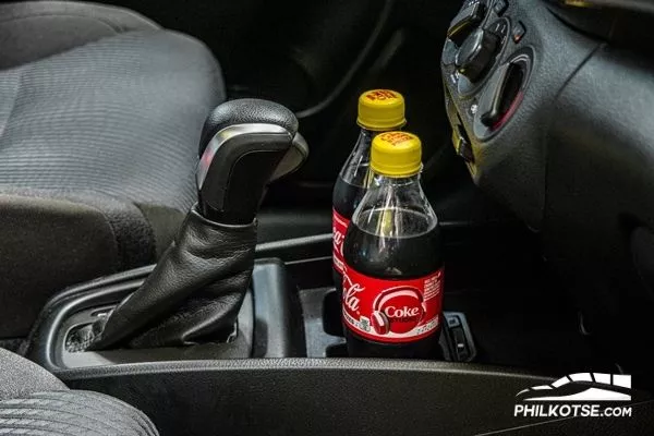Ertiga cupholders 