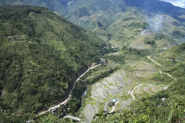 Mountainous areas are extremely dangerous to drivers who are too confident in himself mountainous areas of the Philippines