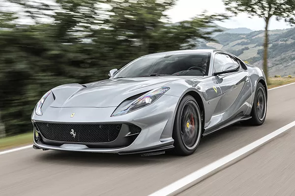 A picture of the 812 Superfast on the road.