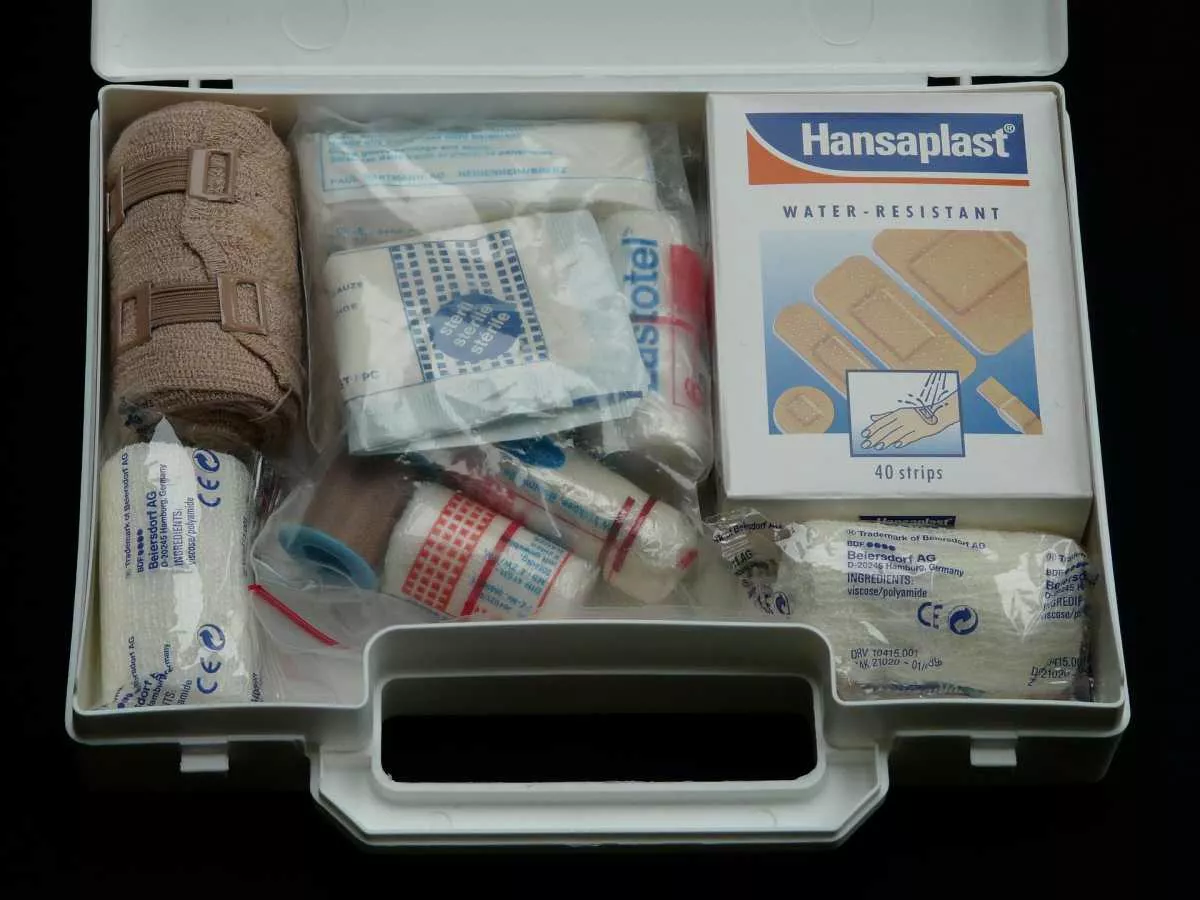 First-aid kit 