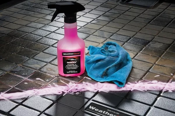 Floor mat cleaner