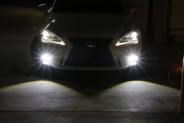 Coupled with headlights for better illumination at night and is useful when visibility is low car fog lights