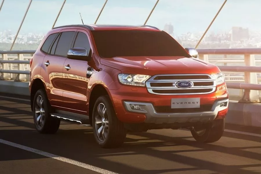 Ford Everest front view