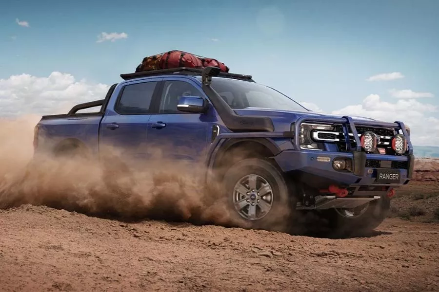 Ford Ranger front view