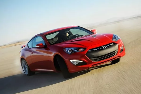 Genesis Coupe 2016 front view