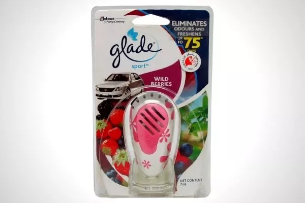 Glade Sport Car Freshener 7 mL (Wild Berries)