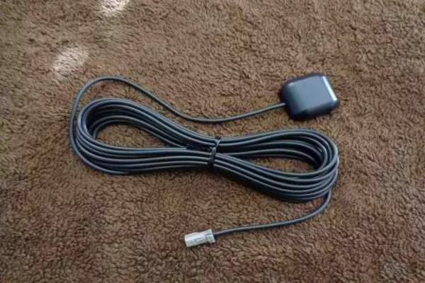 GPS navigation antenna 