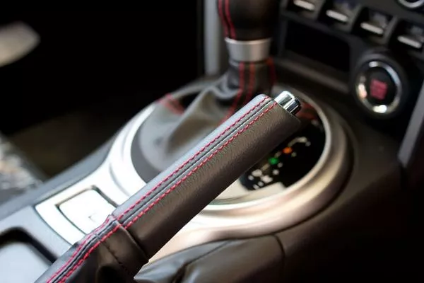 Avoid using the parking brake for prolonged storage