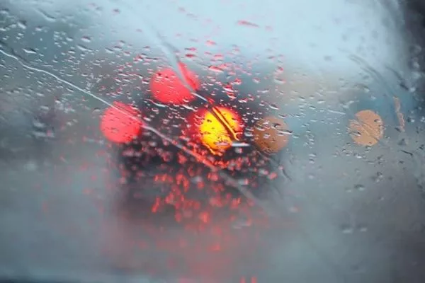 Using hazard lights in heavy rain is a possible recipe for a multi-car pile-up driving in heavy rain
