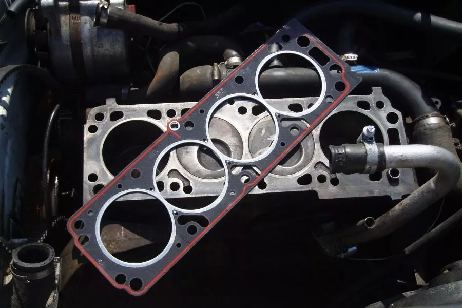 A picture of a new head gasket