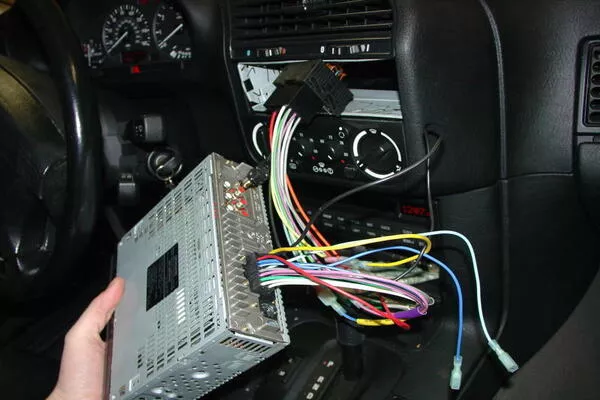 Car stereo wiring