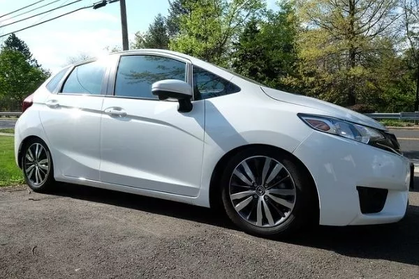 A picture of a lowered Honda Jazz.