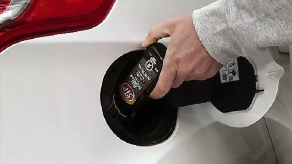 Solution Pouring