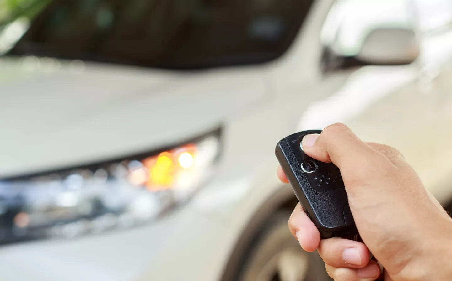 testing car keyless entry feature