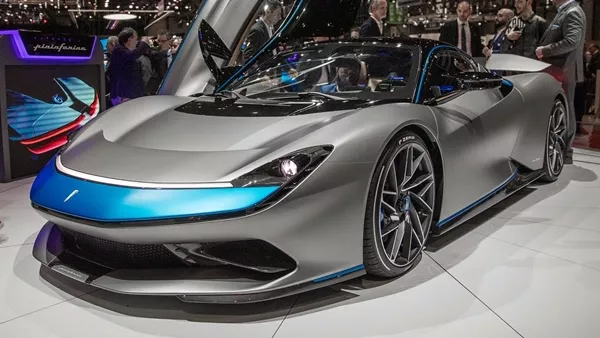 There’s no doubt the future is PHEVs and EVs that will eventually replace gasoline engines PHEV in car show