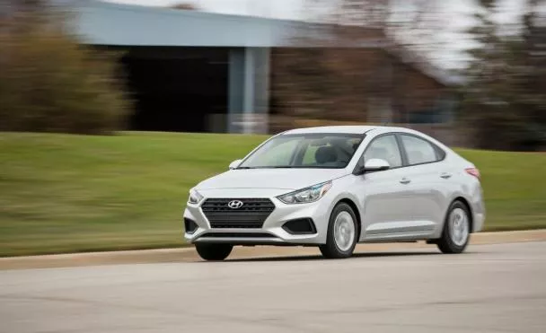 New Model and a Diesel? Hypermilers Rejoice! Hyundai Accent on the road