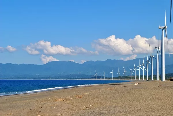 road trip in Ilocos bangui windmills