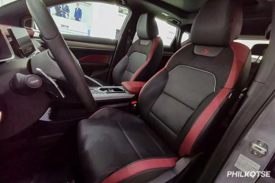 A picture of the interior of the Geely Coolray Sport Premium.