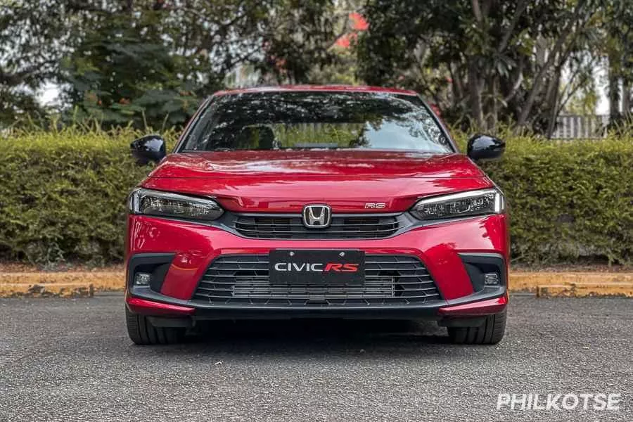 A picture of the front of the 2022 Honda Civic RS Turbo