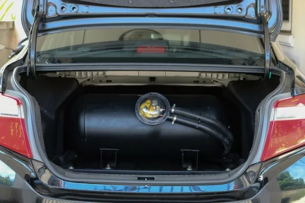 LPG tank in the trunk