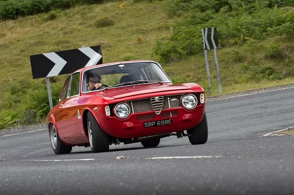 Alfa Romeo racing car