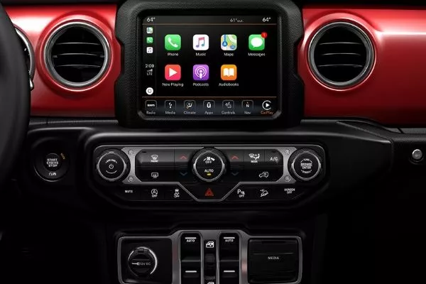 Despite simple, the layout of the Wrangler's gadgets makes them easy to use Jeep Wrangler interior