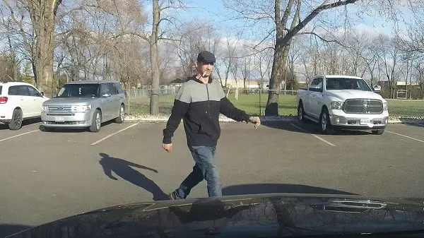 Attempted theft is easily caught thanks to a dash cam attempted theft caught by dash cam