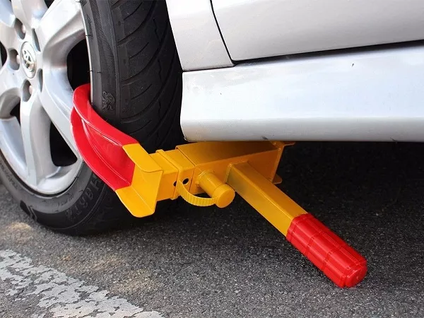 Wheel lock is a popular way to prevent a car from a robbery Wheel lock