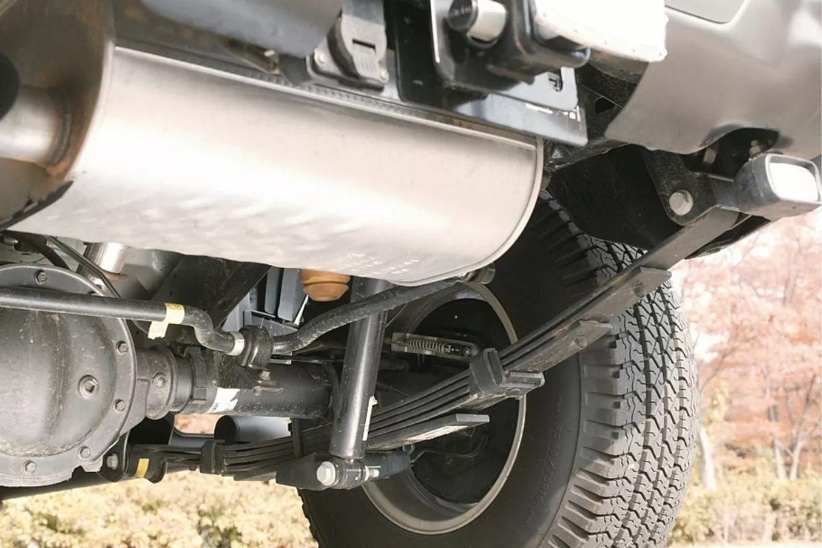 A picture of rear leaf spring suspension