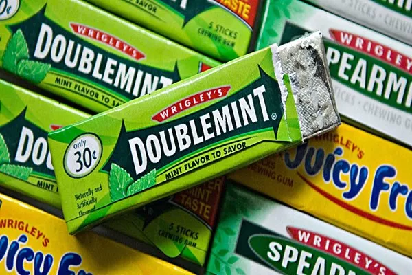 Keep your mind and oral muscles active by chewing on a piece of gum Chewing gum