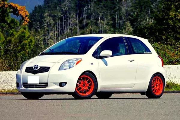 car front and rear view