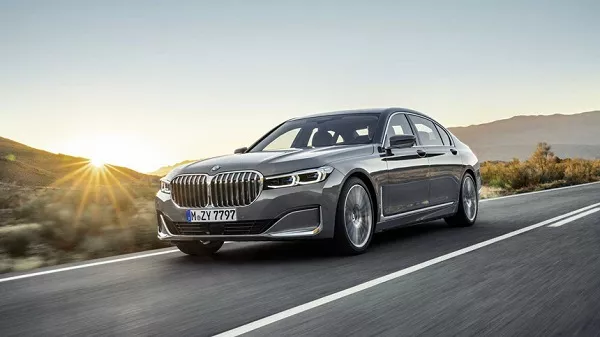 luxury car - bmw 7 series