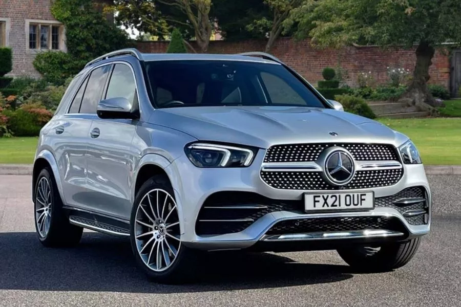 The very muscular-looking GLE-Class Mercedes-Benz GLE-Class