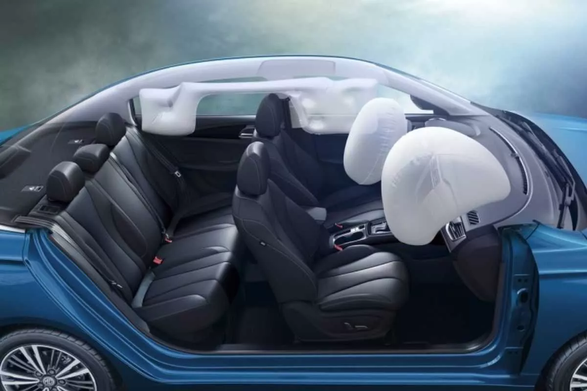 A picture of the MG 5 Alpha's airbags