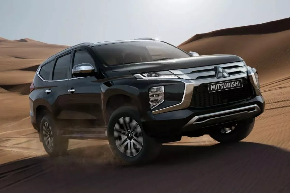 The Mitsubishi Montero Sport in the desert.