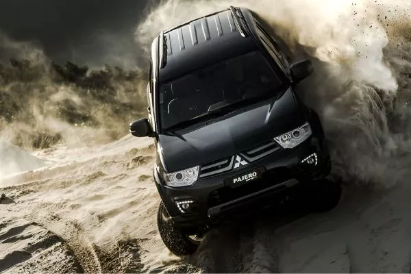 Mitsubishi Montero Sport Off Road