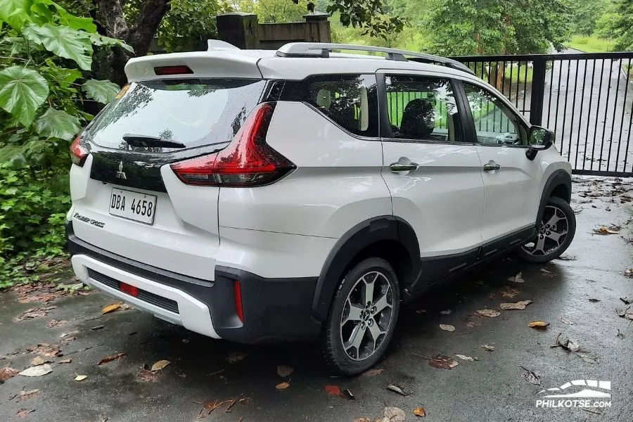 Mitsubishi Xpander Cross rear view