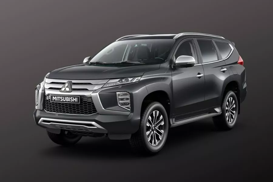 Mitsubishi Montero Sport GT 2WD in Graphite Gray Metallic