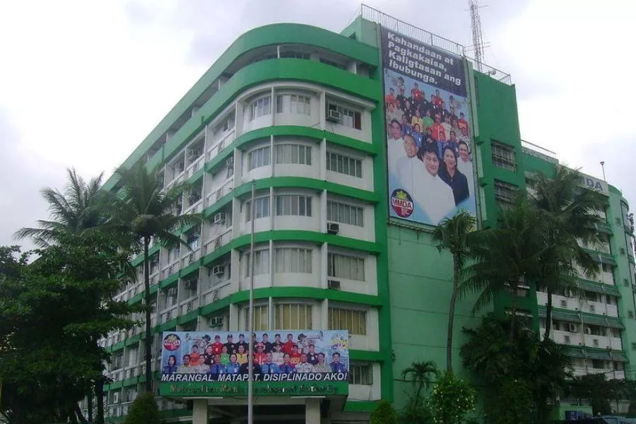 The MMDA office in Makati City A picture of the MMDA office in Makati City