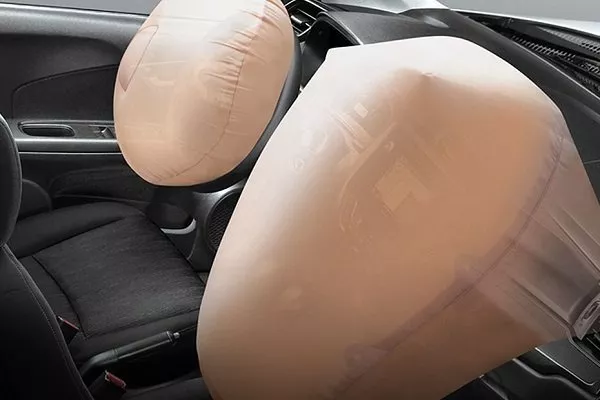 A picture of the Honda Mobilio's dual front airbags