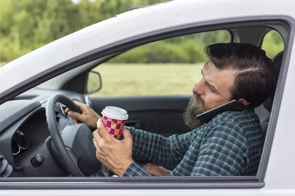 Pay attention to only one thing at a time — and that’s driving multitasking on cars