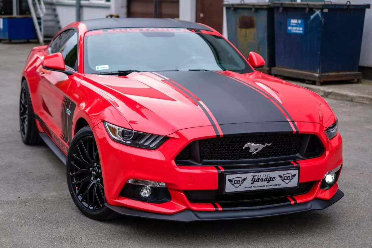 Ford Mustang 