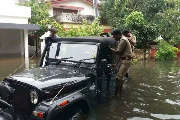 off-road modification_car in flood