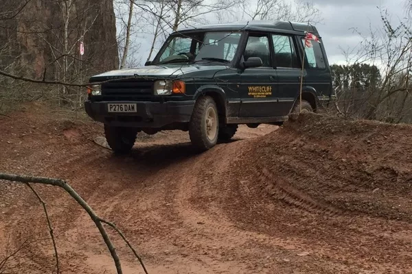 On rocky terrain, you need to be precise and be methodical when you choose a lane to the trail car driving off road